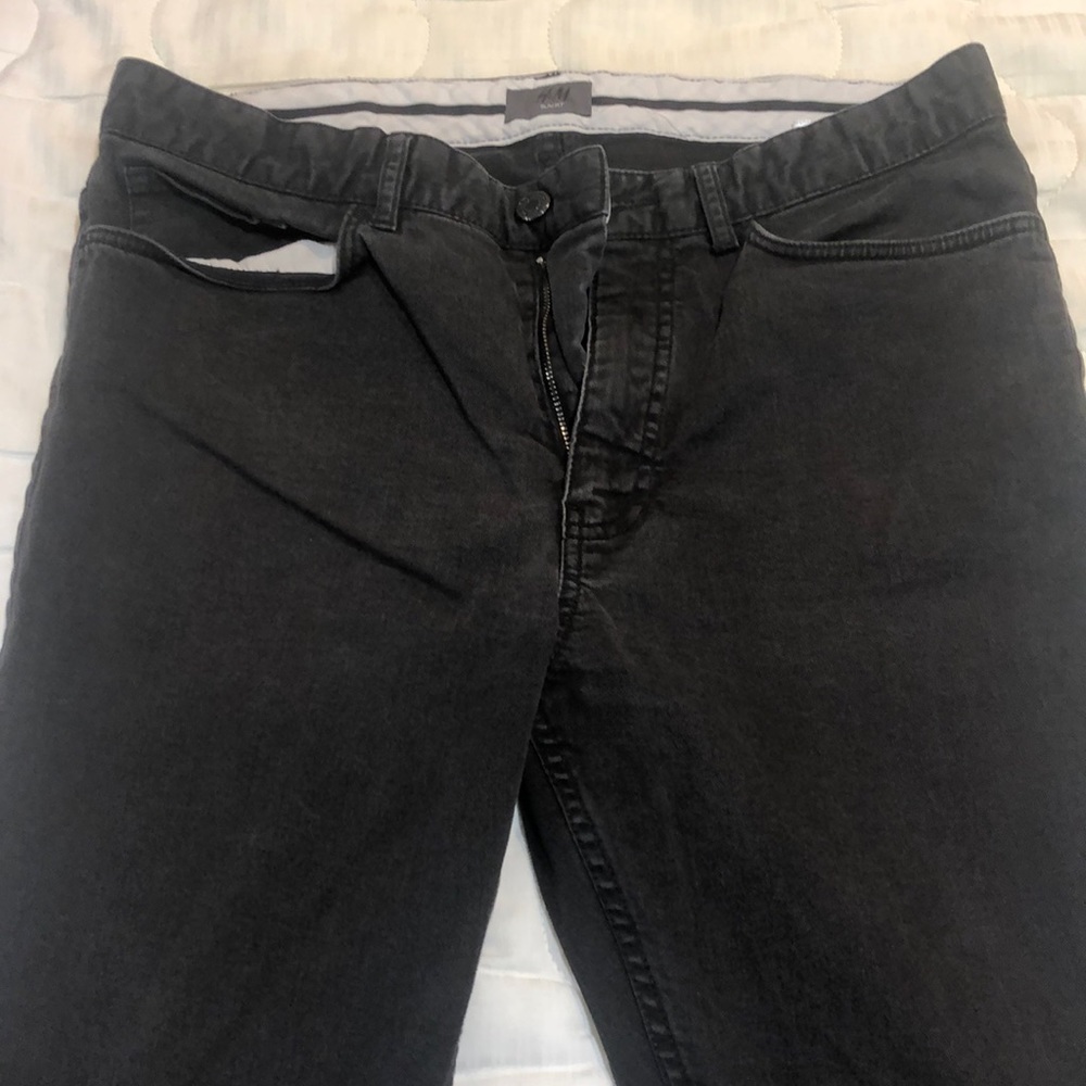 Black H&M skinny fit slacks